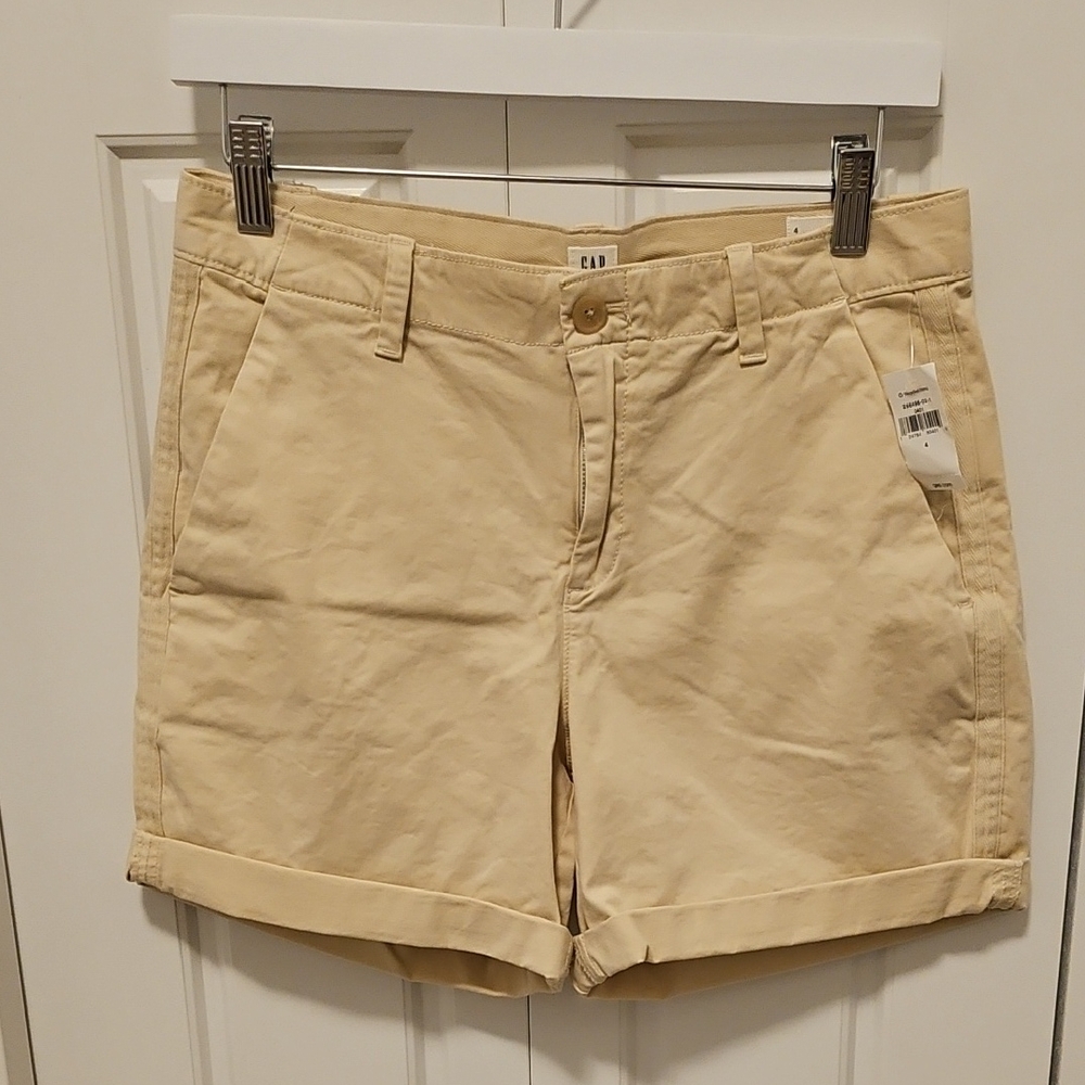 GAP Women's Cream Girlfriend Shorts, NWT